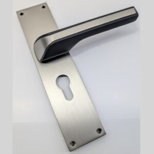 Corby Cylinder 8" Silver/Black Zinc